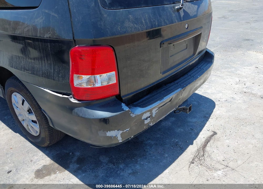 2005 KIA SEDONA EX/LX VIN: KNDUP132756755960