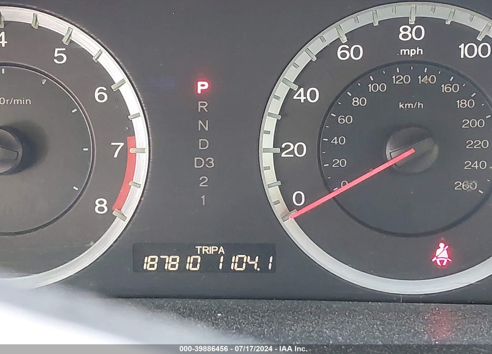 2008 HONDA ACCORD 2.4 LX-P VIN: 1HGCP26488A102863