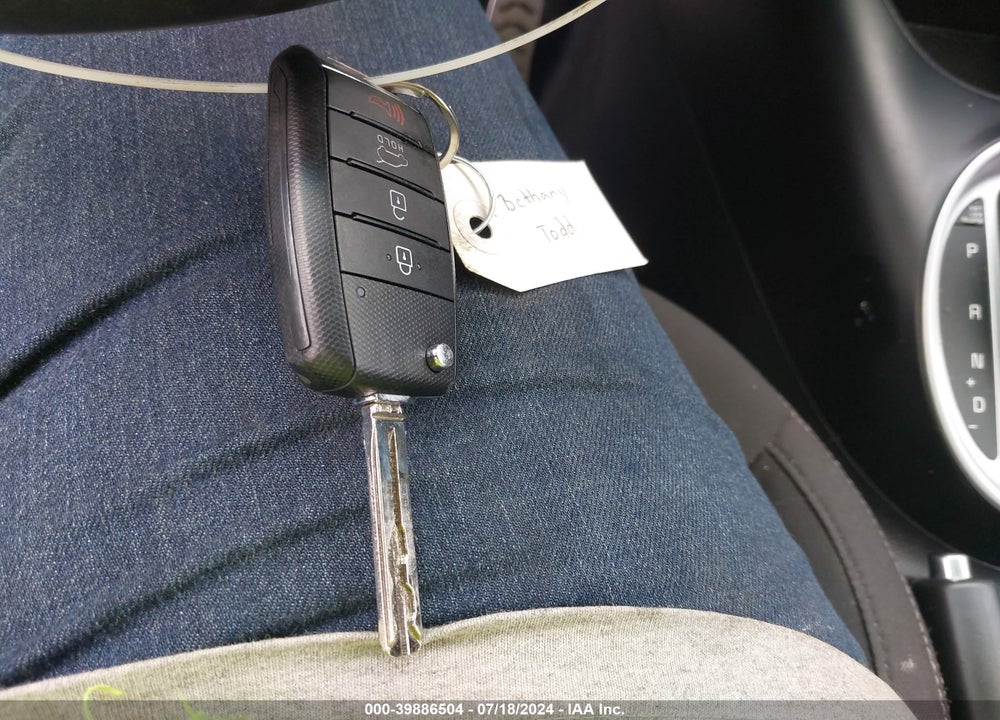 2015 KIA SOUL VIN: KNDJN2A20F7812464
