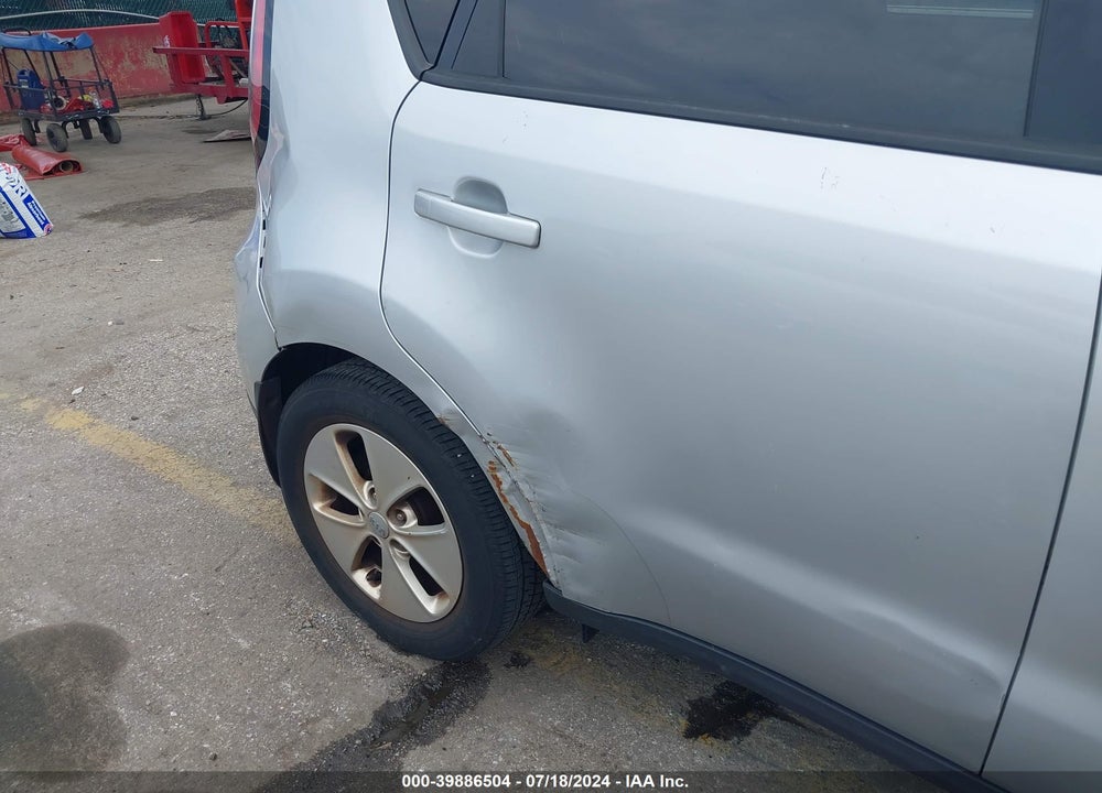 2015 KIA SOUL VIN: KNDJN2A20F7812464
