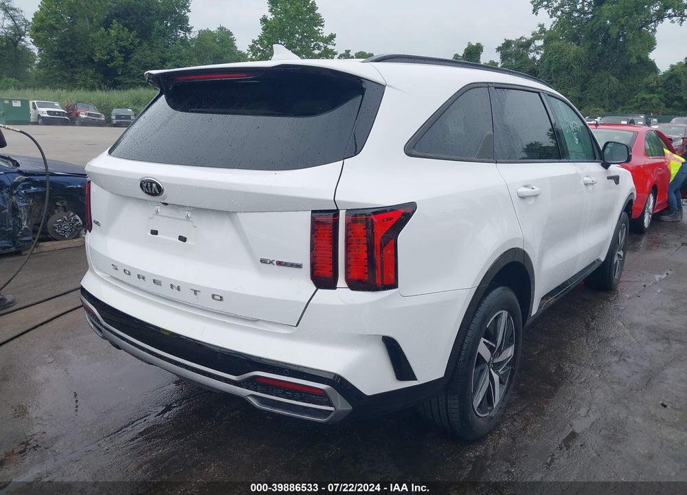 2021 KIA SORENTO EX VIN: 5XYRHDLF2MG059350