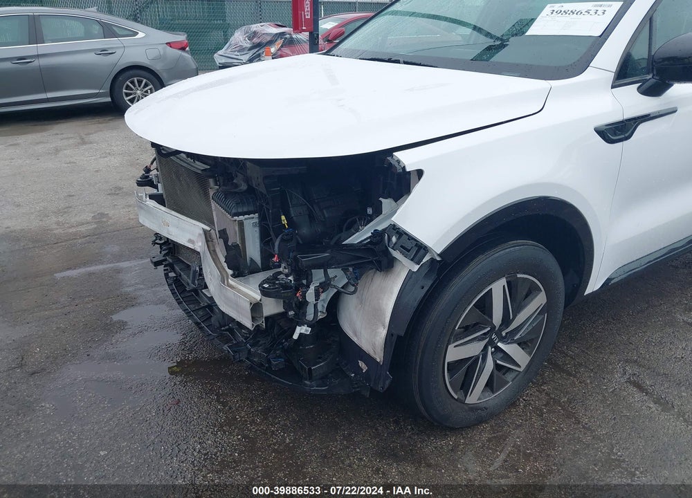 2021 KIA SORENTO EX VIN: 5XYRHDLF2MG059350