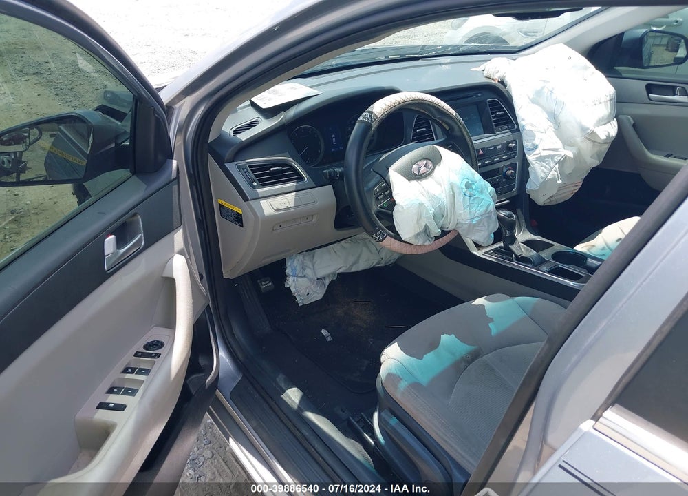 2016 HYUNDAI SONATA SE VIN: 5NPE24AF5GH264726