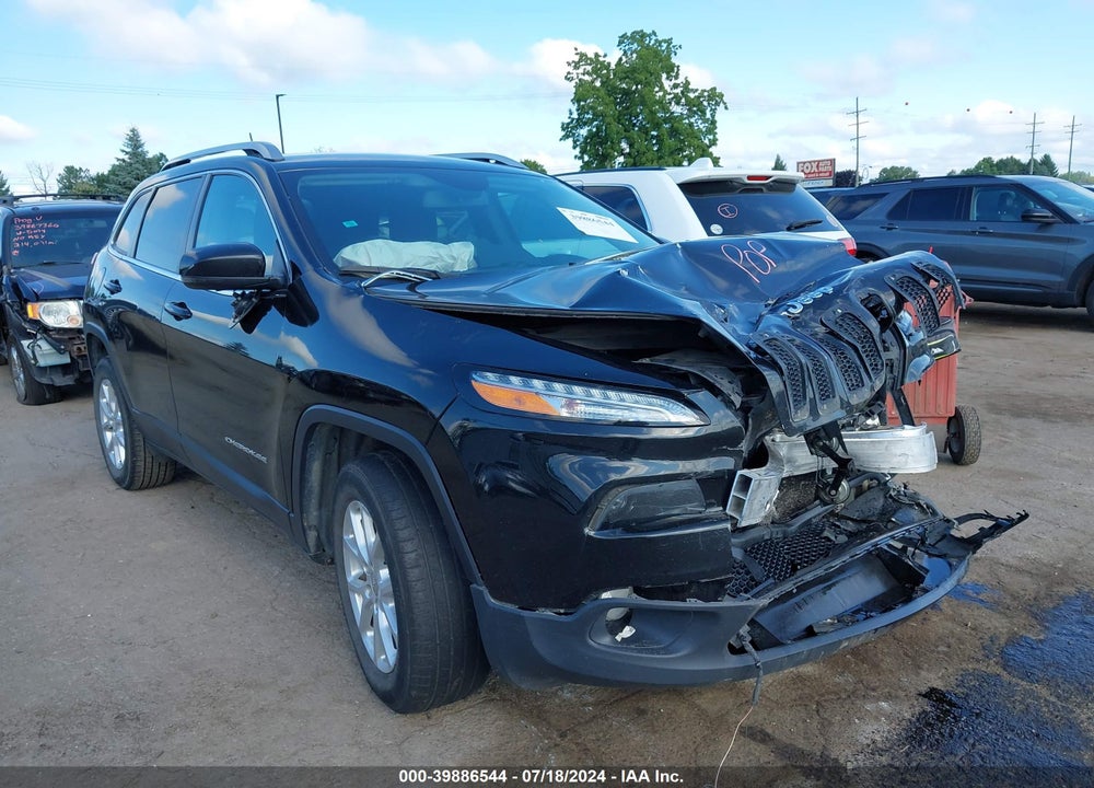 2017 JEEP CHEROKEE LATITUDE 4X4 VIN: 1C4PJMCS5HW530778