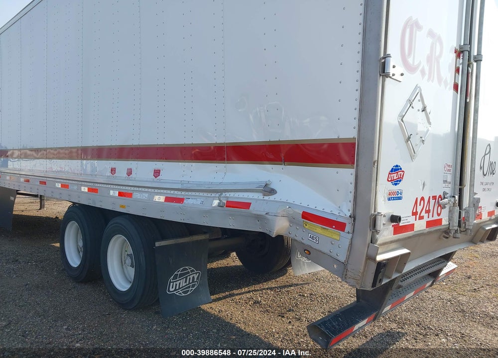 2022 UTILITY TRAILER MFG --- VIN: 1UYVS2535N7550728