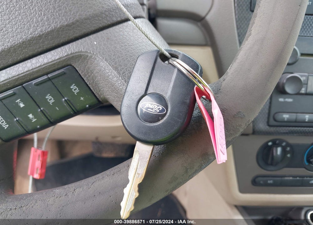 2006 FORD FUSION SE VIN: 3FAFP07106R248204