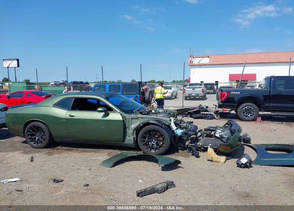 2018 DODGE CHALLENGER 392 HEMI SCAT PACK SHAKER VIN: 2C3CDZFJ6JH175327