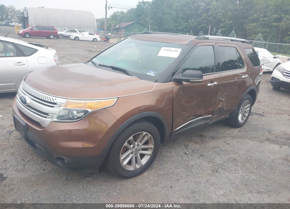 2011 FORD EXPLORER XLT VIN: 1FMHK8D86BGA74492