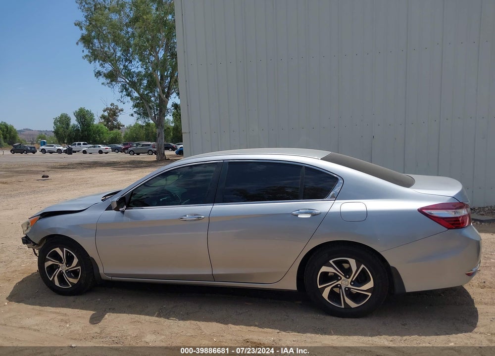 2017 HONDA ACCORD LX VIN: 1HGCR2F33HA272887