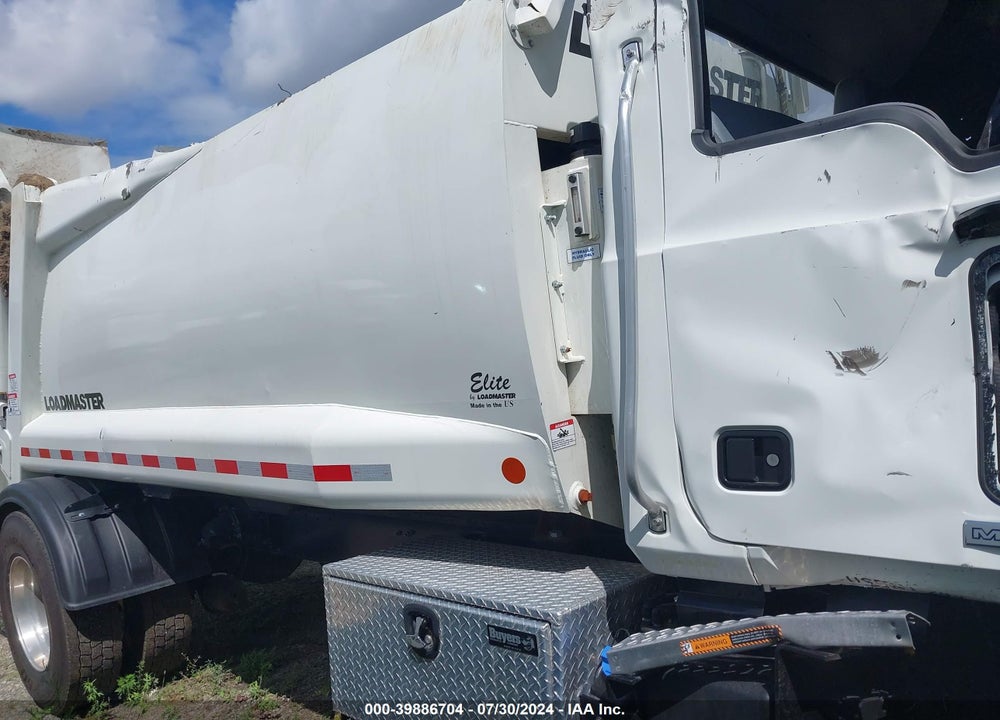 2023 MACK MD VIN: 1M2MDBAA2PS008569