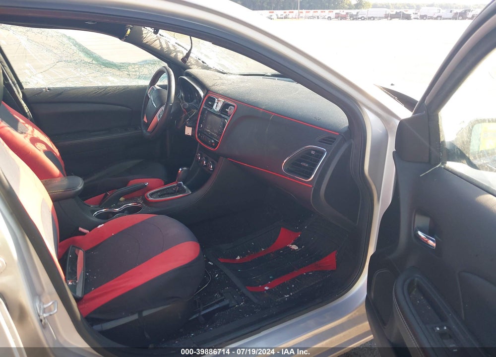 2012 CHRYSLER 200 LIMITED VIN: 1C3CCBCG6CN304762