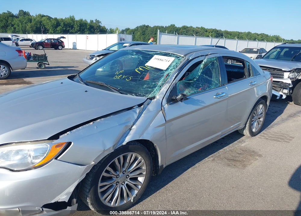 2012 CHRYSLER 200 LIMITED VIN: 1C3CCBCG6CN304762