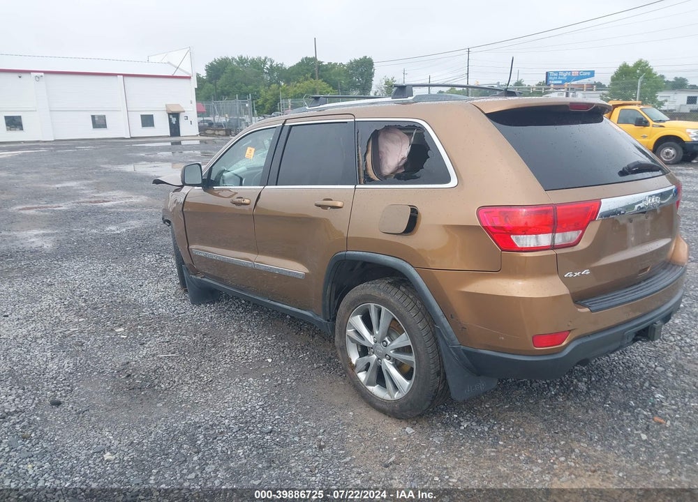 2011 JEEP GRAND CHEROKEE LAREDO VIN: 1J4RR4GT8BC675689