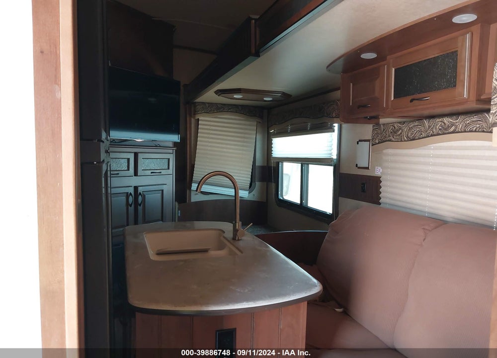 2015 JAYCO EAGLE PREMIER 375 BH VIN: 1UJCJ0BV6F1LY0211