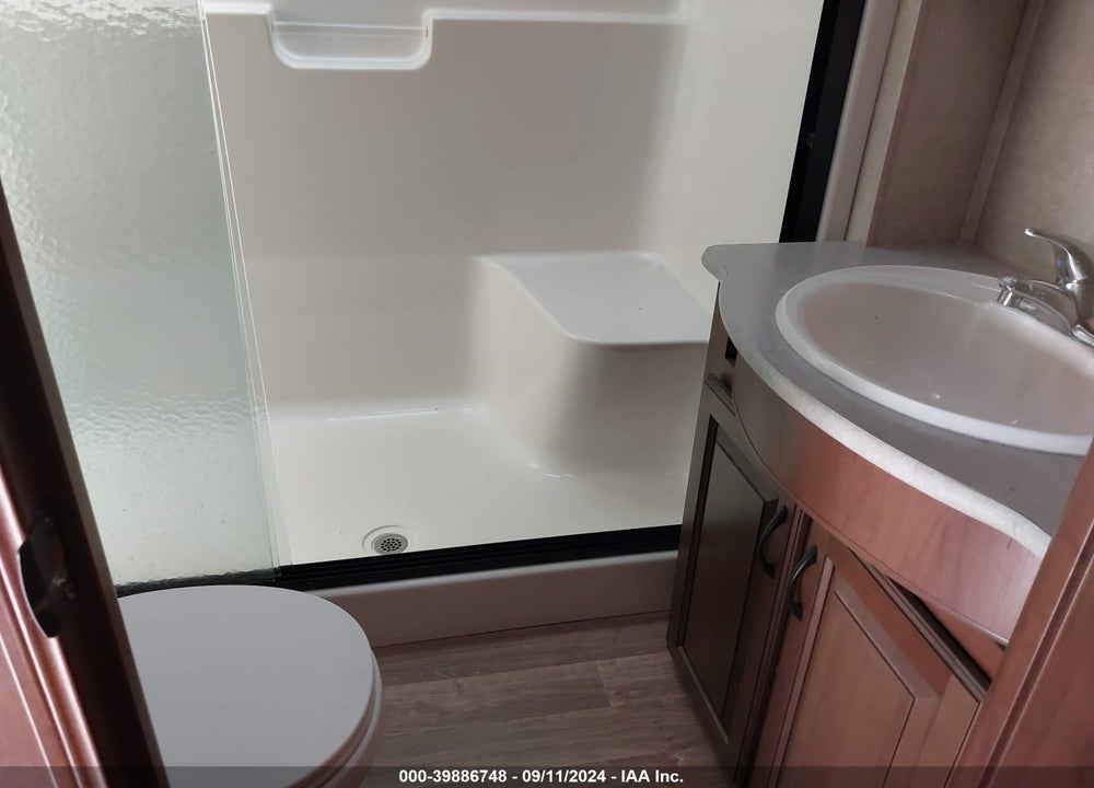 2015 JAYCO EAGLE PREMIER 375 BH VIN: 1UJCJ0BV6F1LY0211