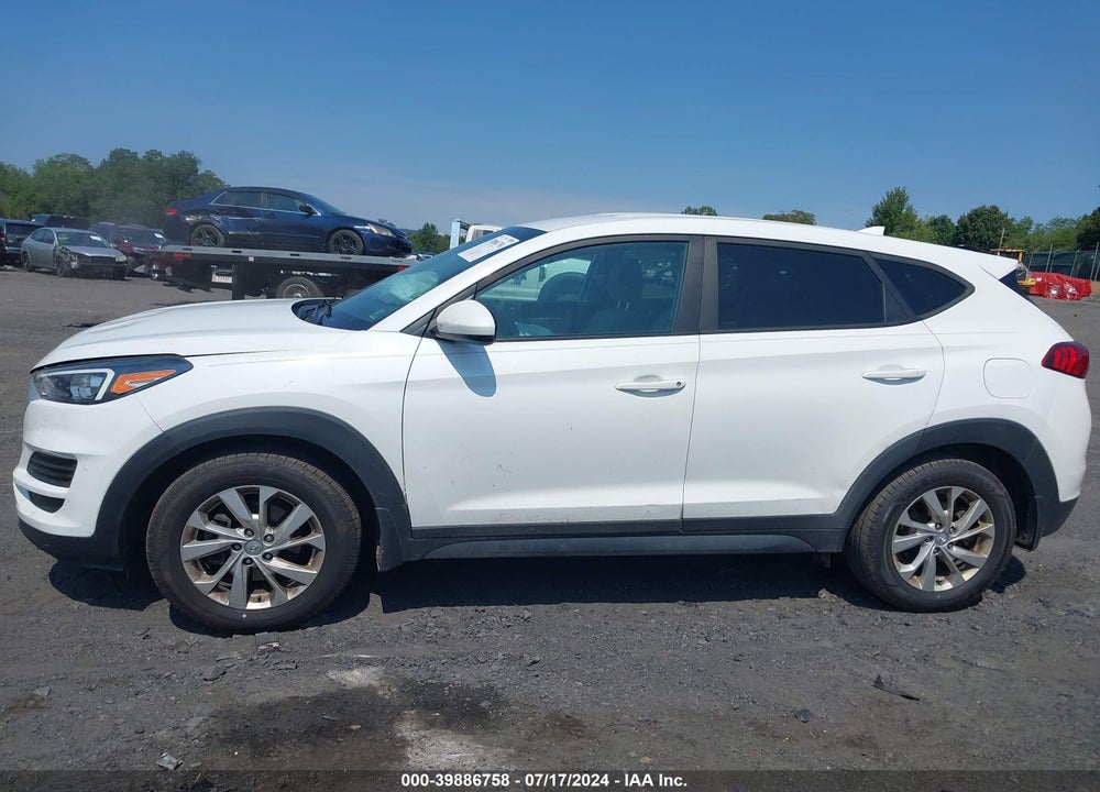 2020 HYUNDAI TUCSON SE VIN: KM8J2CA47LU152237