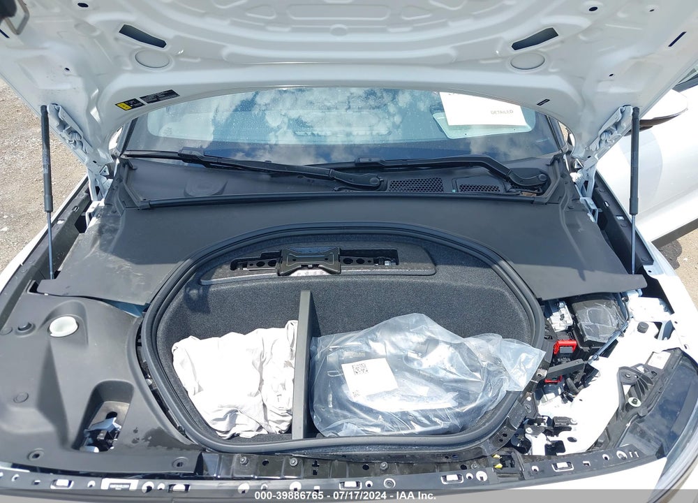 2024 POLESTAR 2 LONG RANGE DUAL MOTOR/LONG RANGE DUAL MOTOR PLUS VIN: YSMFD3KA1RL237571