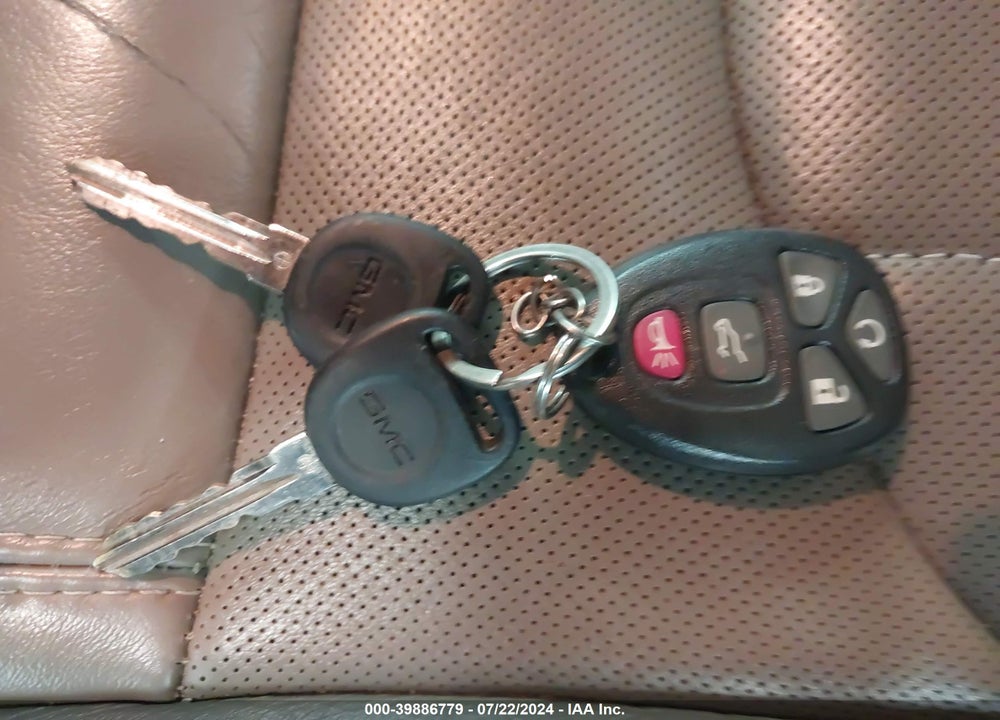 2014 GMC ACADIA DENALI VIN: 1GKKVTKDXEJ208758