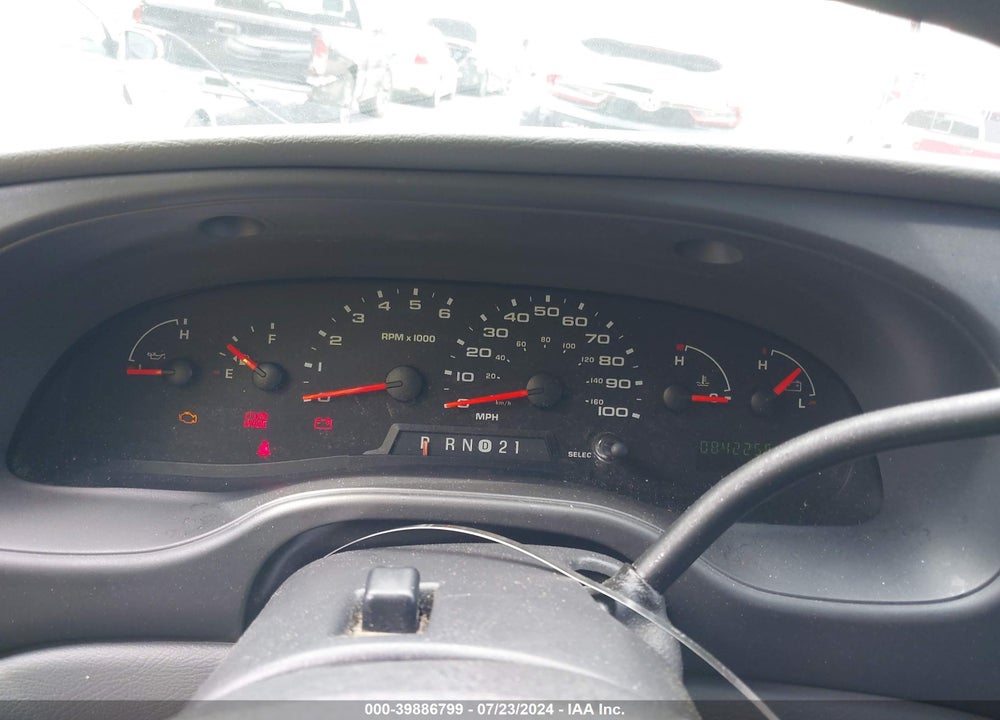 2004 FORD E-150 CHATEAU/XL/XLT VIN: 1FMRE11W04HA99889
