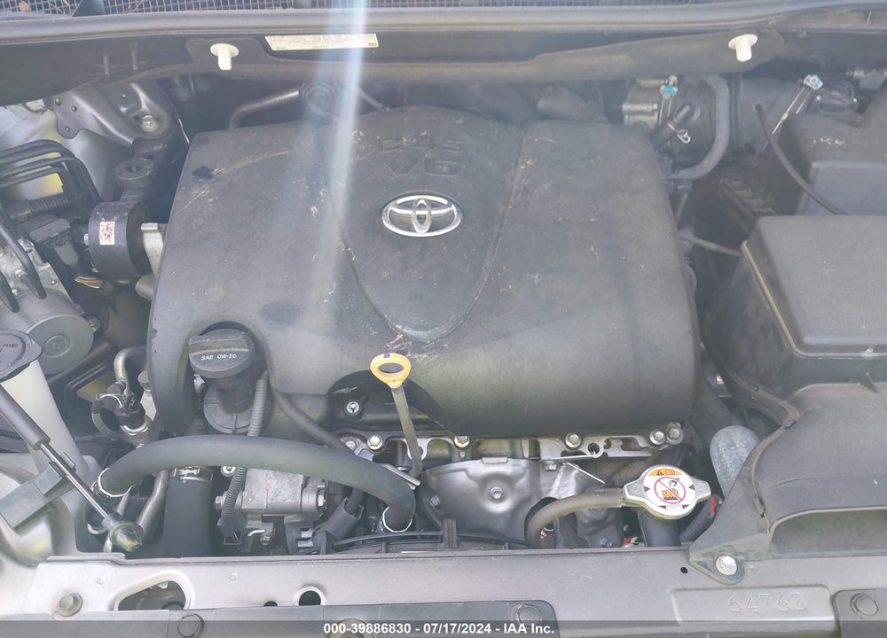 2017 TOYOTA SIENNA LE 8 PASSENGER VIN: 5TDKZ3DCXHS859352