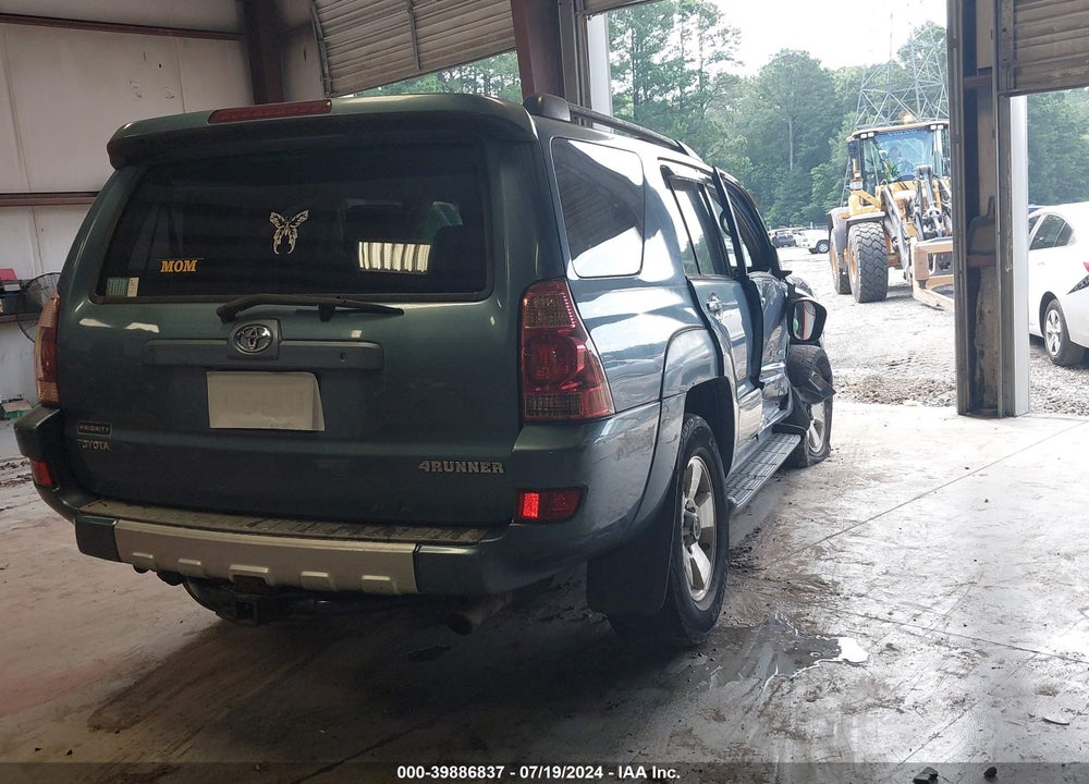 2004 TOYOTA 4RUNNER SR5 V8 VIN: JTEBT14R640033746