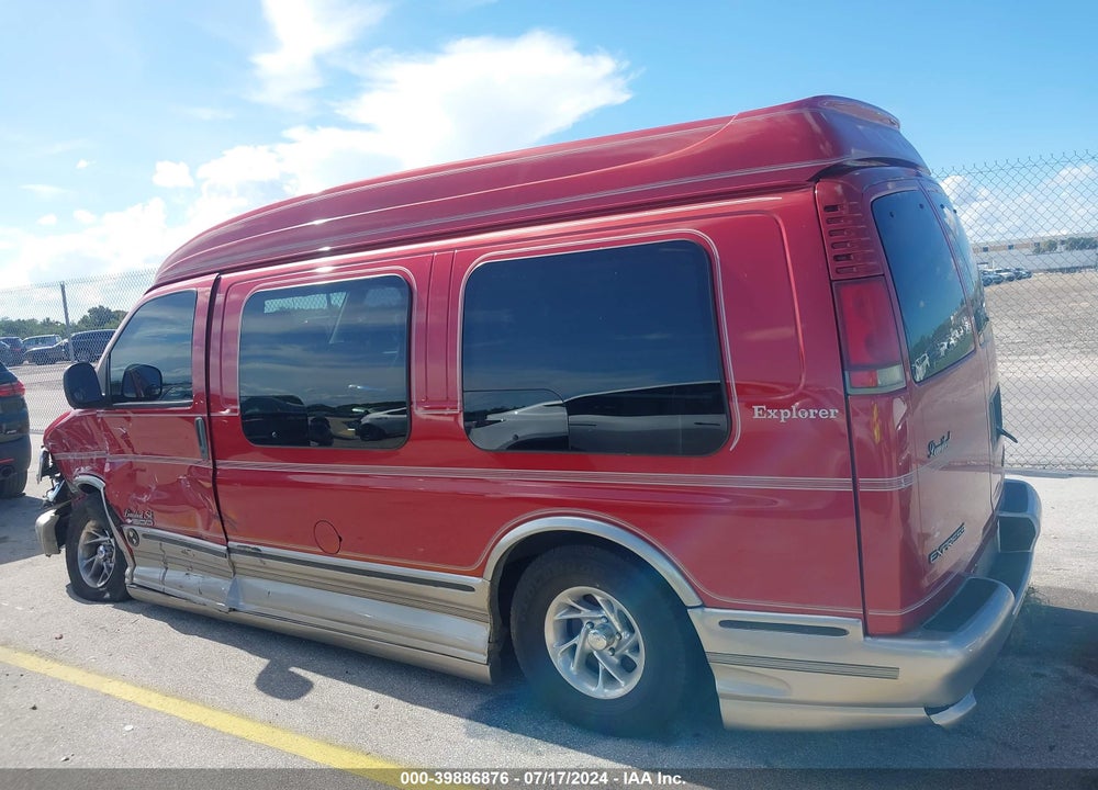 2001 CHEVROLET EXPRESS UPFITTER VIN: 1GBFG15R411160076