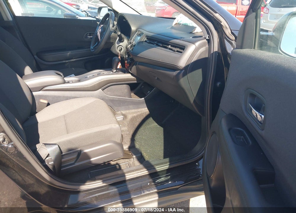 2021 HONDA HR-V AWD LX VIN: 3CZRU6H3XMM748197