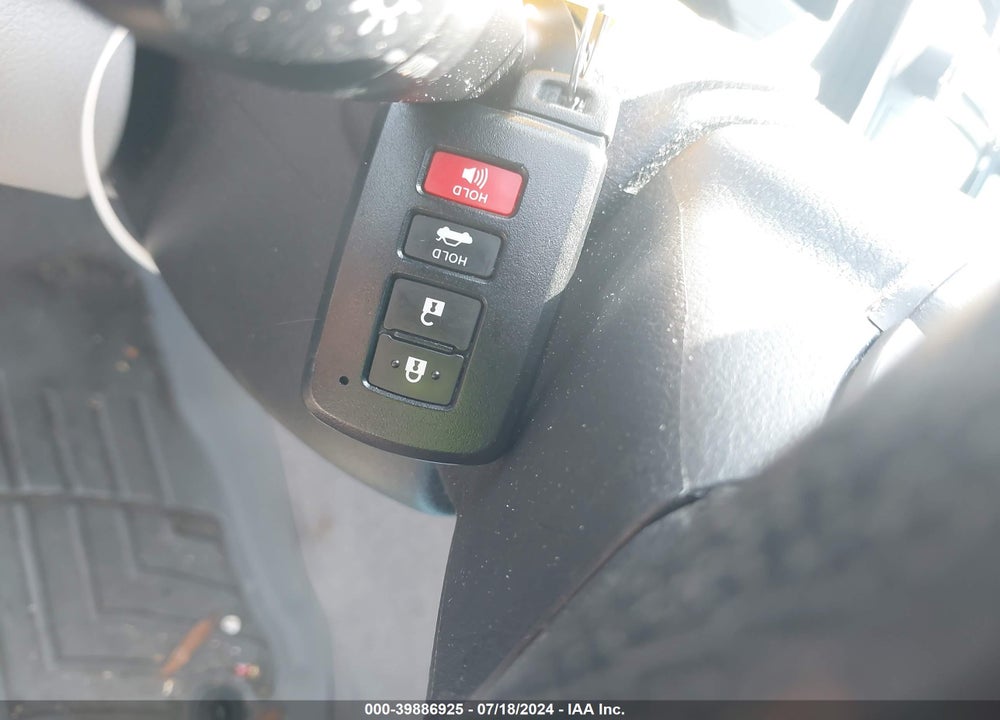 2016 TOYOTA CAMRY XLE V6 VIN: 4T1BK1FK7GU030631