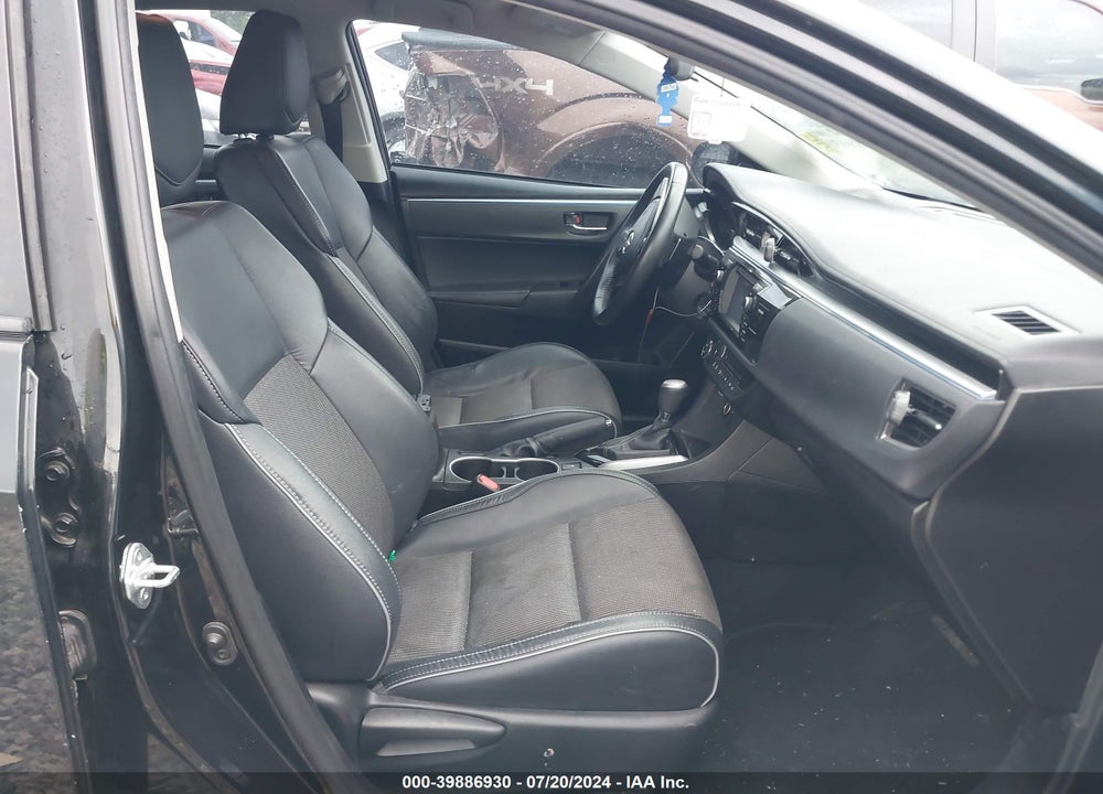 2015 TOYOTA COROLLA S VIN: 5YFBURHE2FP203102