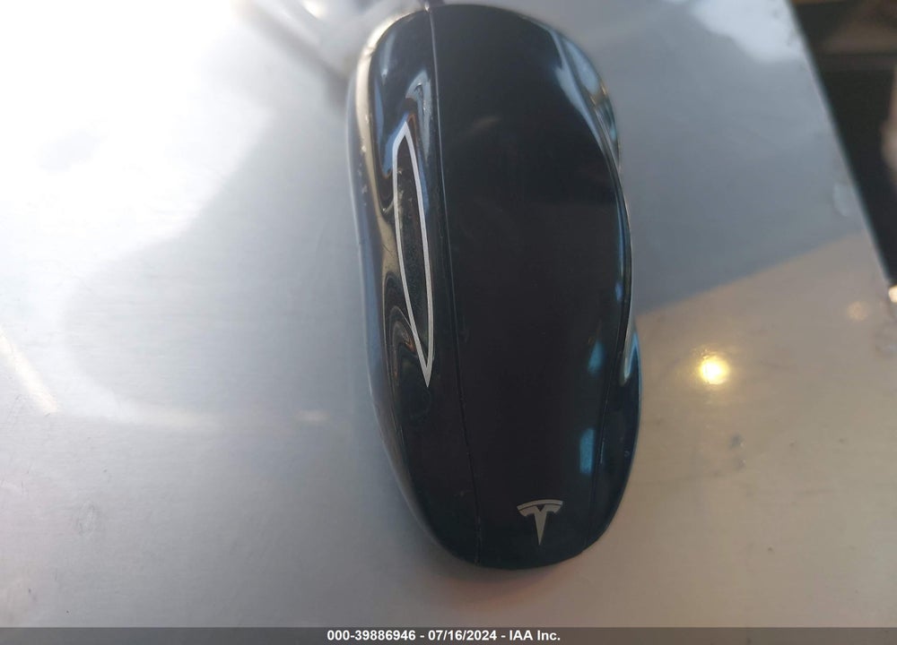 2015 TESLA MODEL S 60/70/85 VIN: 5YJSA1H11FF082503