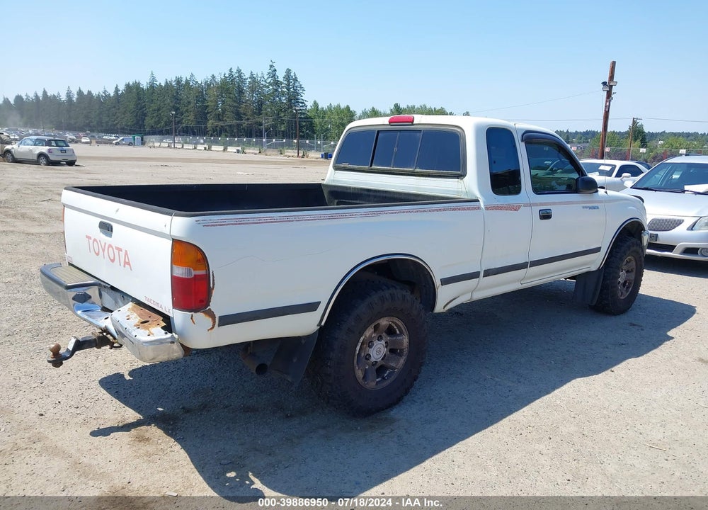1996 TOYOTA TACOMA XTRACAB VIN: 4TAWN72N3TZ092164