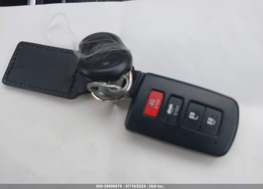 2017 TOYOTA CAMRY XLE VIN: 4T1BF1FK6HU728119