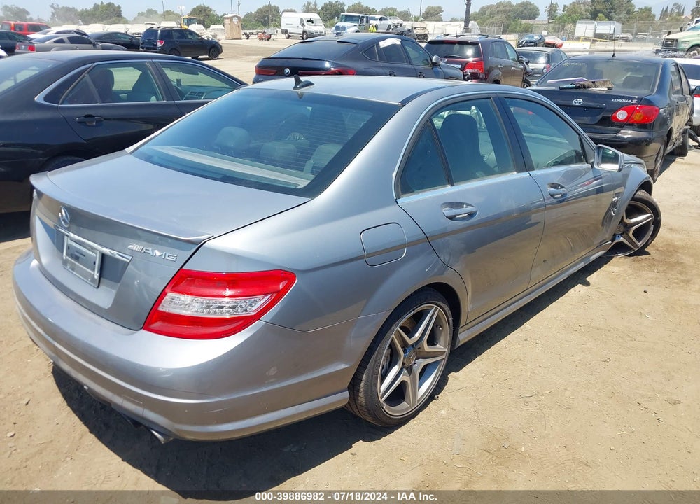 2011 MERCEDES-BENZ C 63 AMG VIN: WDDGF7HB6BF537778