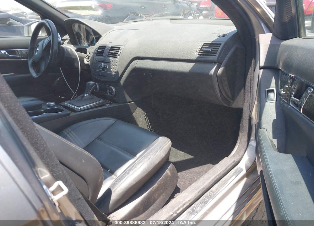 2011 MERCEDES-BENZ C 63 AMG VIN: WDDGF7HB6BF537778