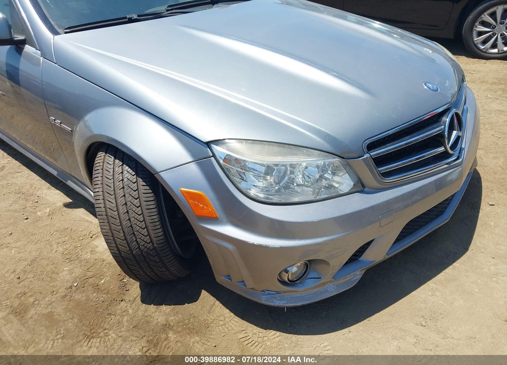 2011 MERCEDES-BENZ C 63 AMG VIN: WDDGF7HB6BF537778
