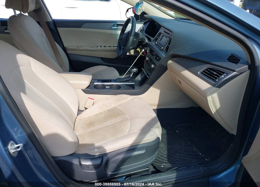 2017 HYUNDAI SONATA VIN: 5NPE24AF9HH522652