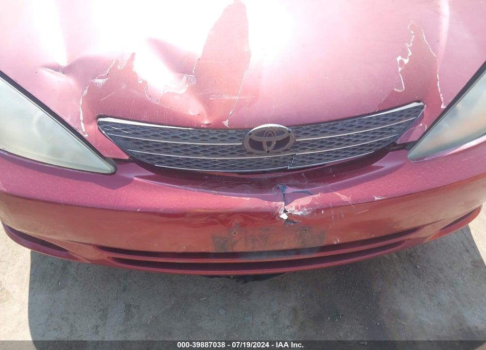 2002 TOYOTA CAMRY LE VIN: 4T1BE30K12U555639