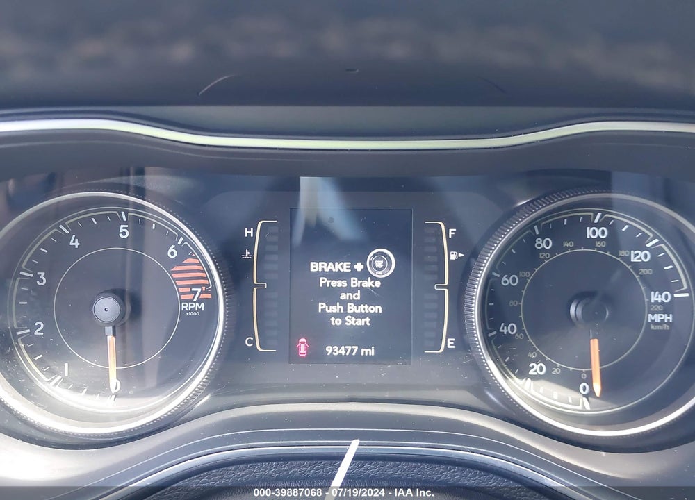 2019 JEEP CHEROKEE LATITUDE PLUS 4X4 VIN: 1C4PJMLB2KD379384