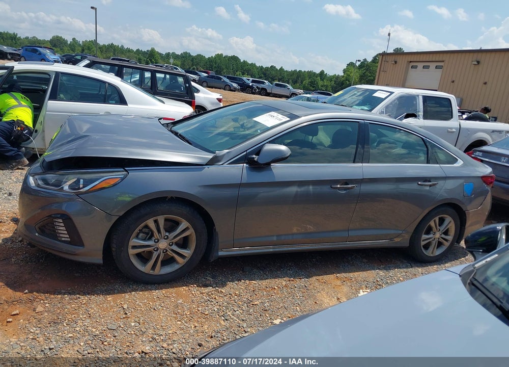 2018 HYUNDAI SONATA VIN: 5NPE34AF4JH709137