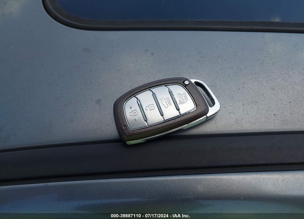 2018 HYUNDAI SONATA VIN: 5NPE34AF4JH709137