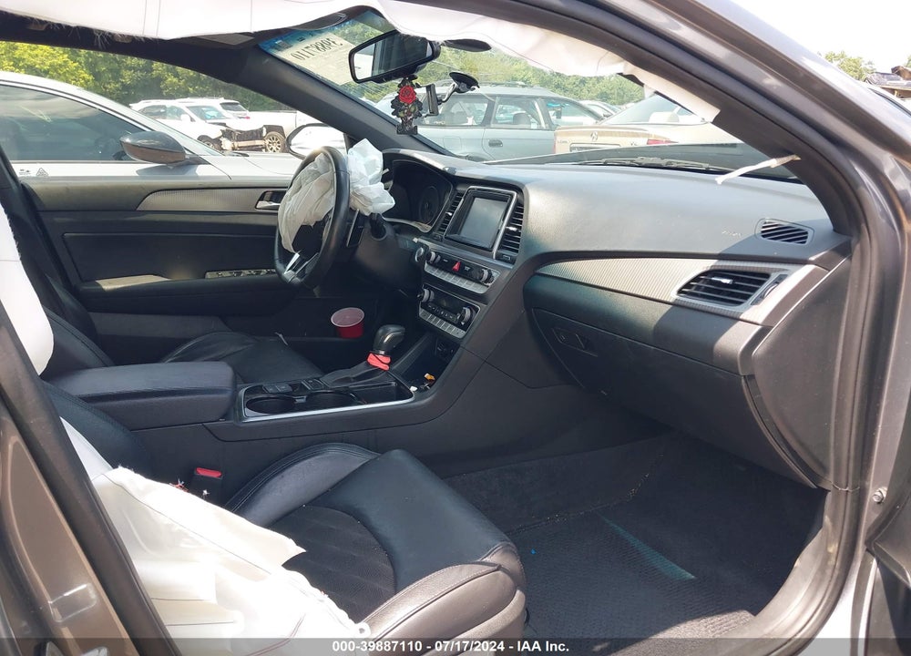 2018 HYUNDAI SONATA VIN: 5NPE34AF4JH709137