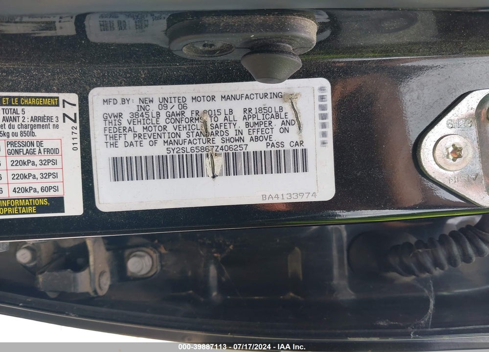 2007 PONTIAC VIBE VIN: 5Y2SL65867Z406257