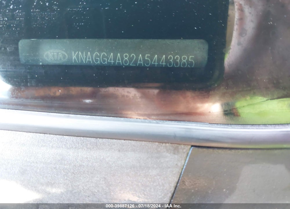 2010 KIA OPTIMA VIN: KNAGG4A82A5443385