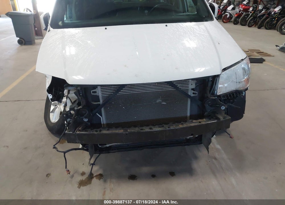 2018 DODGE GRAND CARAVAN SXT VIN: 2C4RDGCG8JR326651