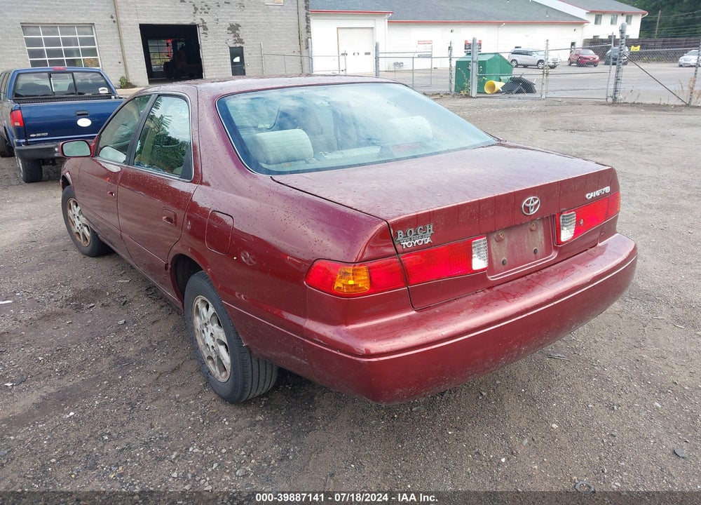 2001 TOYOTA CAMRY LE VIN: 4T1BG22KX1U764751