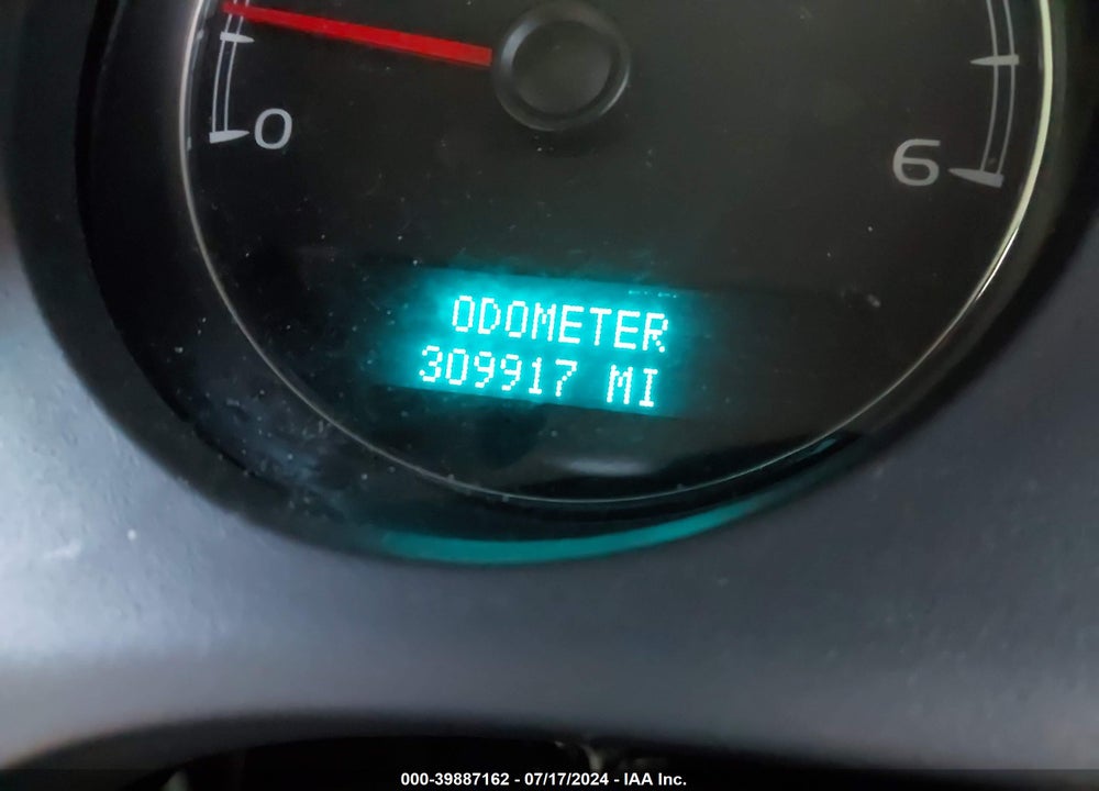 2007 CHEVROLET TAHOE LT VIN: 1GNFK130X7R268878