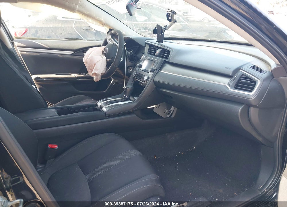 2017 HONDA CIVIC LX VIN: 2HGFC2F52HH551801
