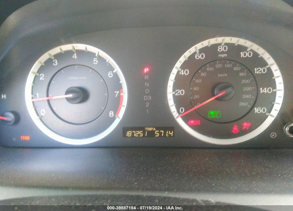 2008 HONDA ACCORD 2.4 LX VIN: JHMCP26368C062131