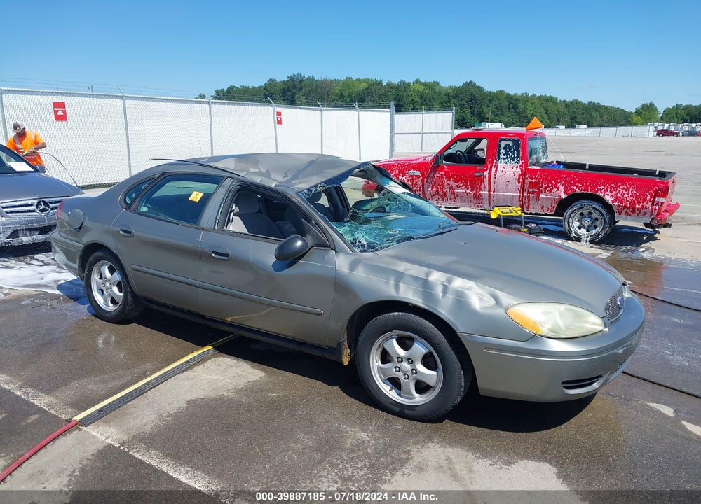 2004 FORD TAURUS SES VIN: 1FAFP55U74A160137