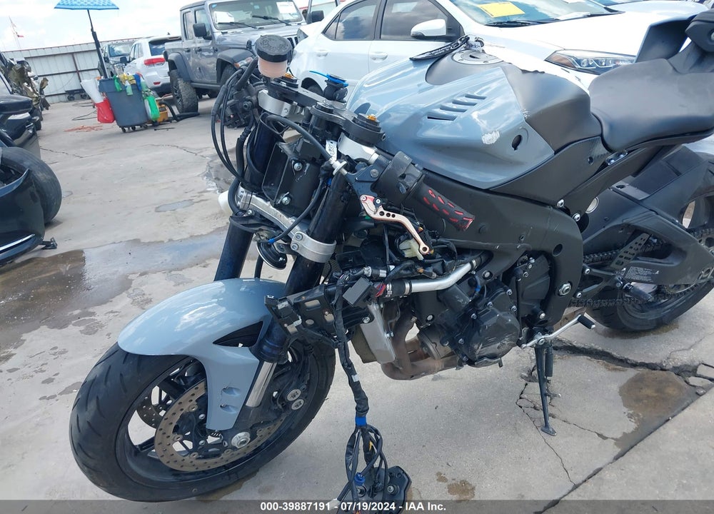 2019 YAMAHA YZFR6 VIN: JYARJ28E5KA005347